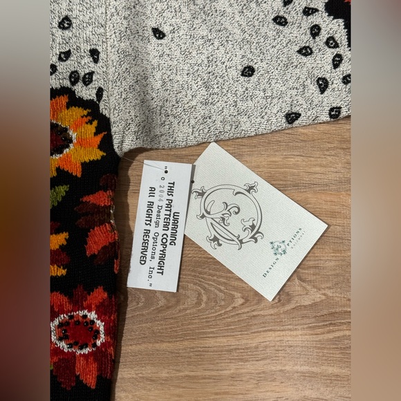 NEW Design Options by Philip and Jane Gordon Sunflower Field Cardigan Size M - Picture 8 of 11